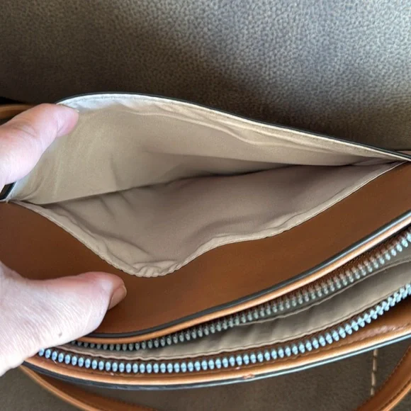 Nine West Crossbody - Picture 6 of 10